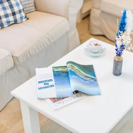 Apartment Haderslebener Str 28 *