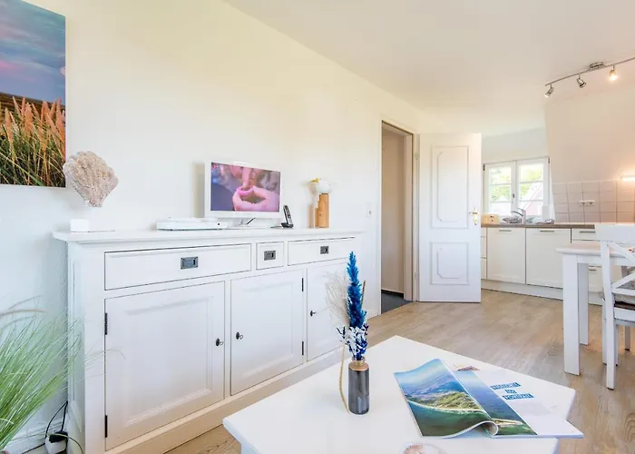 Haderslebener Str 28 *